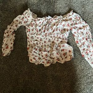 Has a flower design, size is medium
